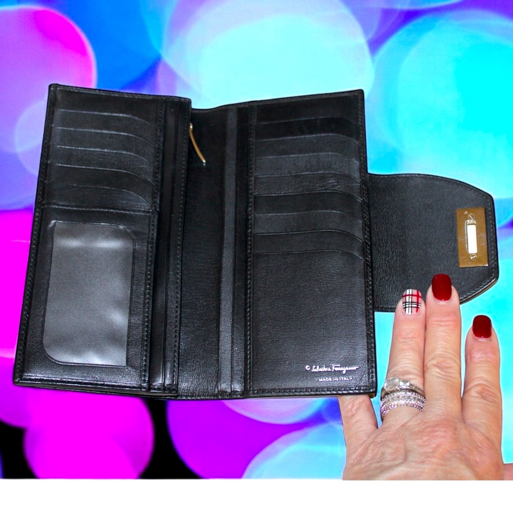 Salvatore Ferragamo Long Wallet - Picture 5 of 8